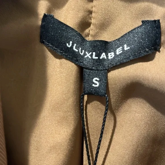 Tan brown vest - Picture 6 of 10